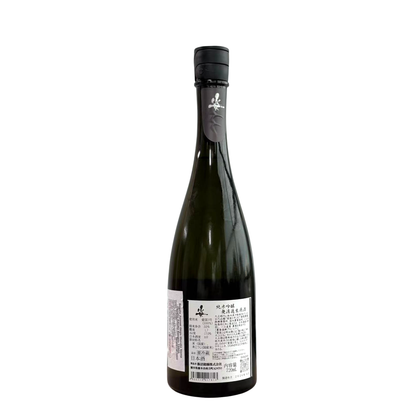 Sugata Junmai Ginjo  Muroka Nama  Genshu Aikoku 3-go  姿 純米吟醸 無濾過 生原酒 愛国3号